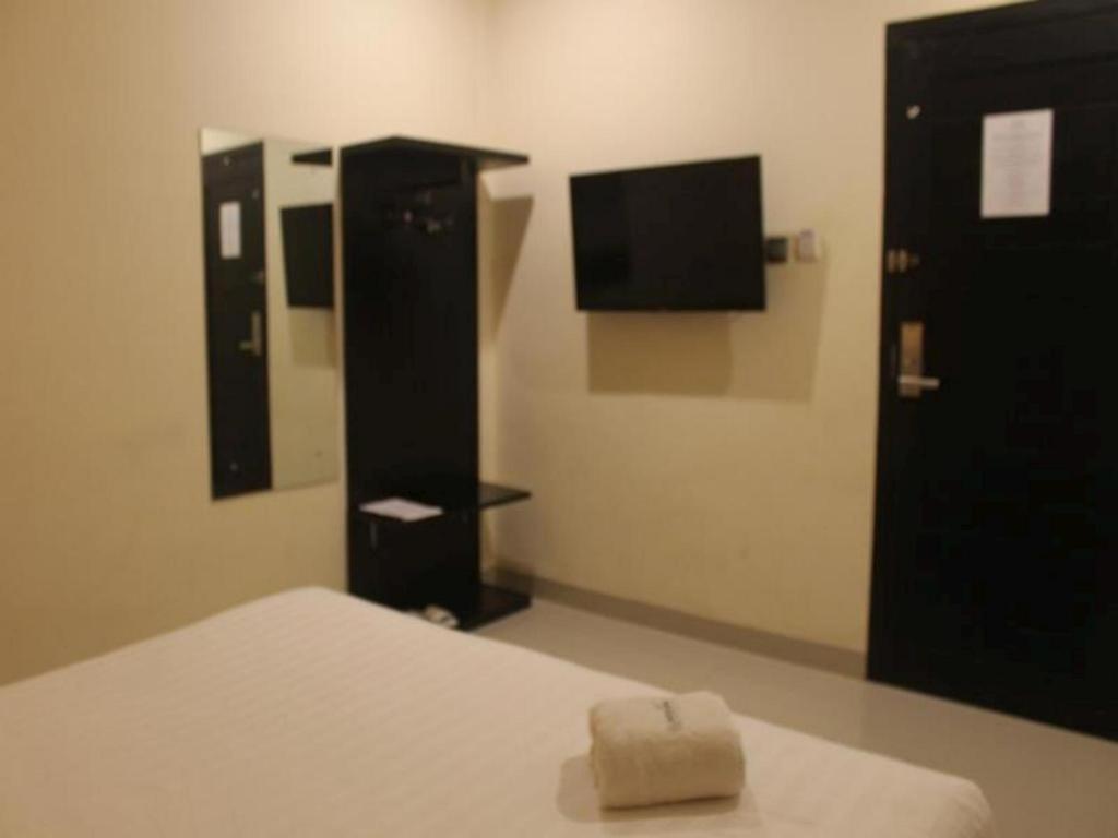 Guardian Family Hotel Sorong Extérieur photo