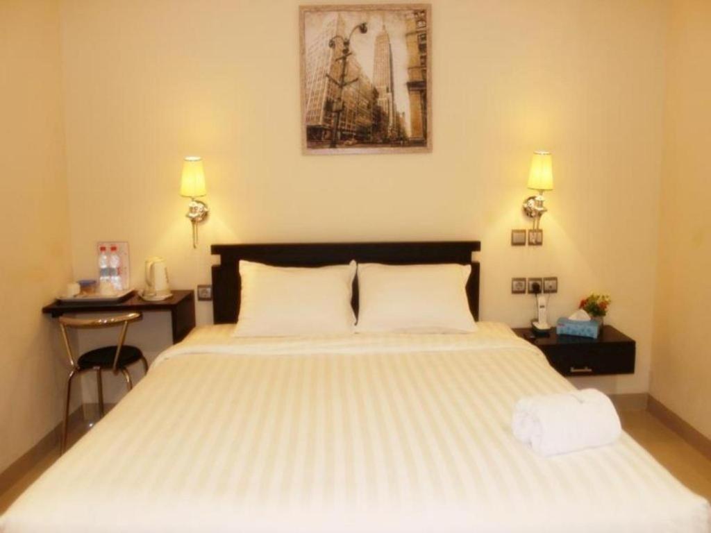 Guardian Family Hotel Sorong Extérieur photo