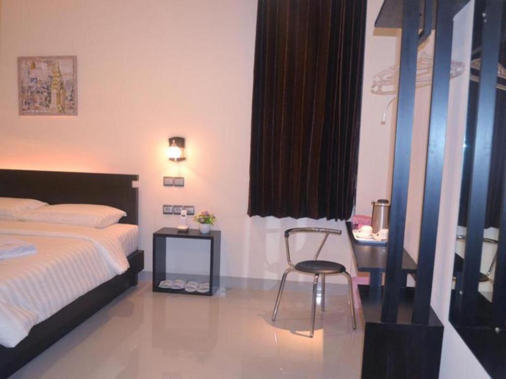 Guardian Family Hotel Sorong Extérieur photo